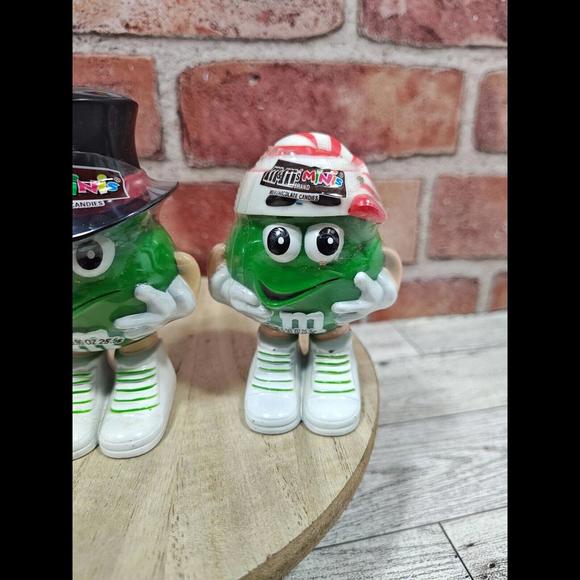 Set of 3 Christmas M&M's 3.5 Inch Minis Characters From Early 2000s New Sealed - Picture 4 of 6